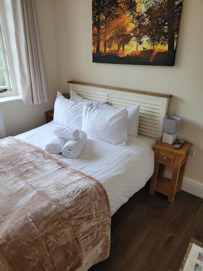 The Trusty Servant Inn Lyndhurst Bagian luar foto