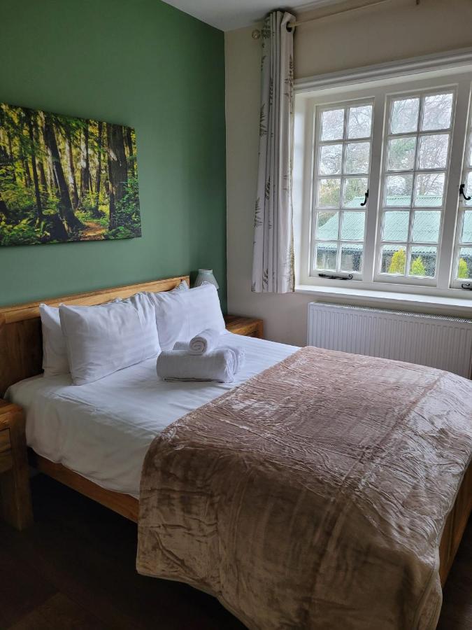 The Trusty Servant Inn Lyndhurst Bagian luar foto