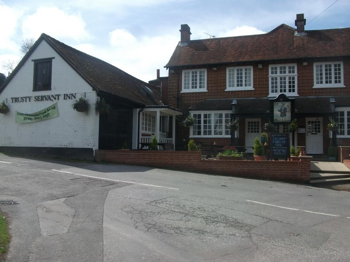 The Trusty Servant Inn Lyndhurst Bagian luar foto