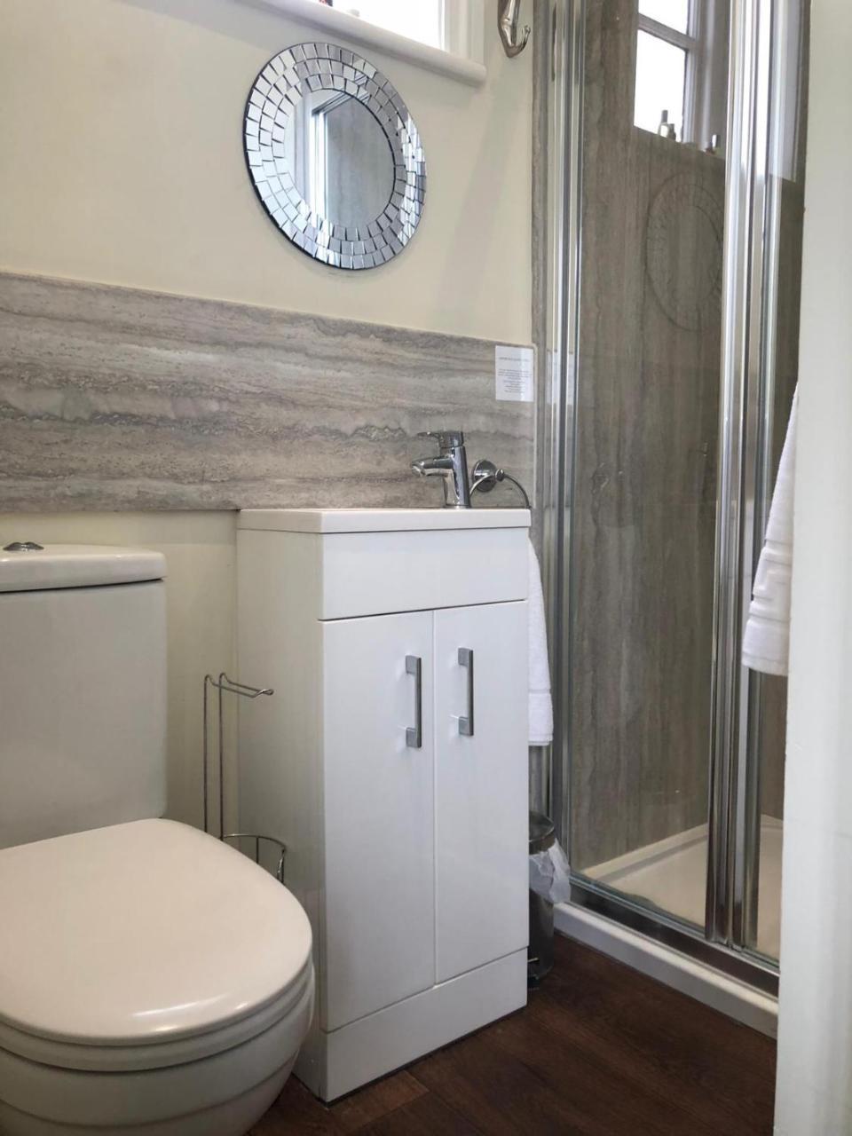 The Trusty Servant Inn Lyndhurst Bagian luar foto